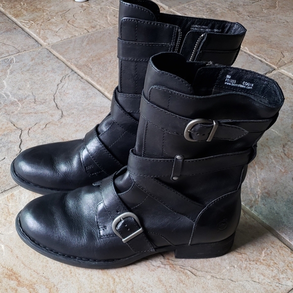 born portia buckle boot